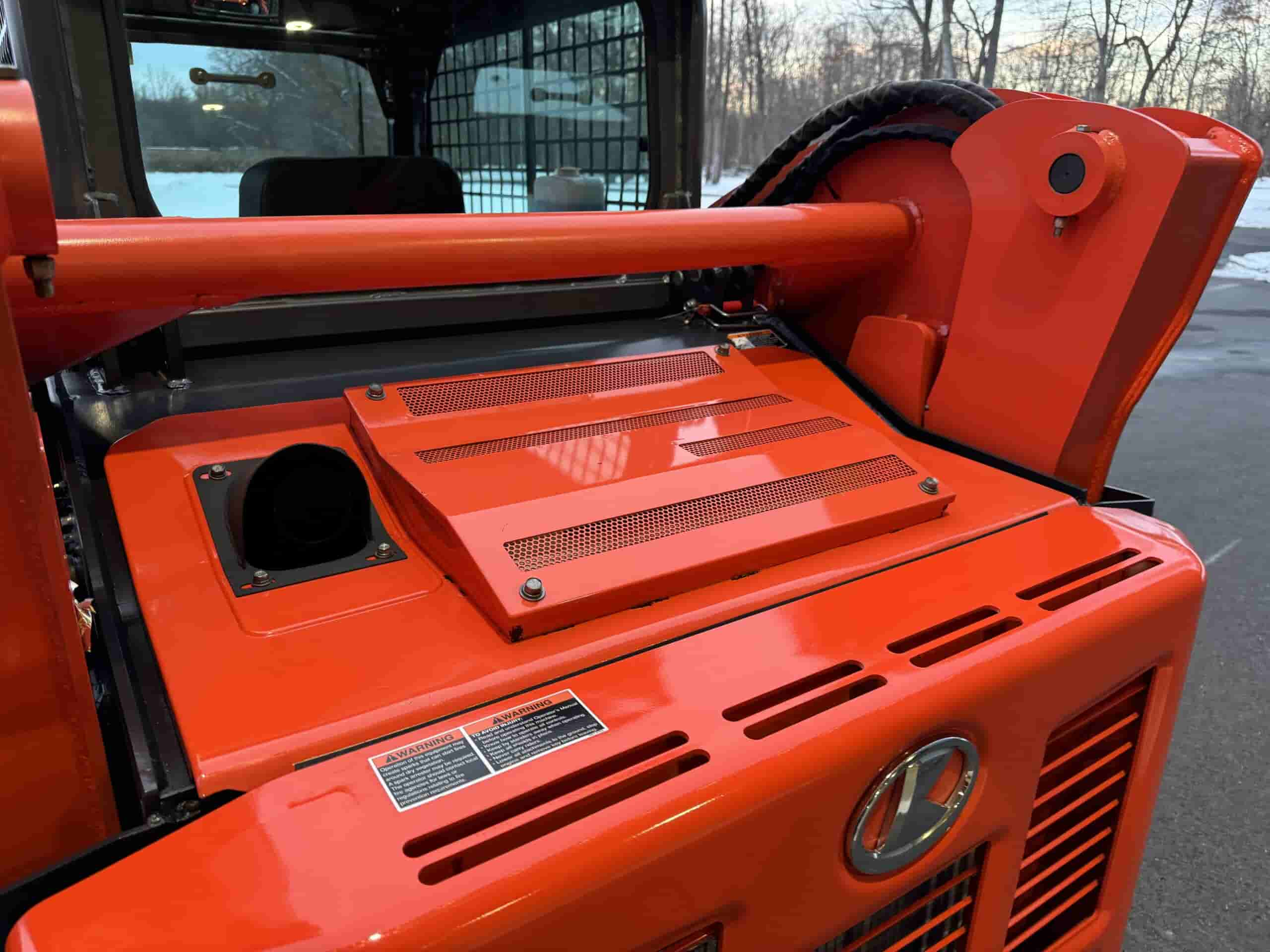 2017 KUBOTA SVL75-2 CLEAN!
